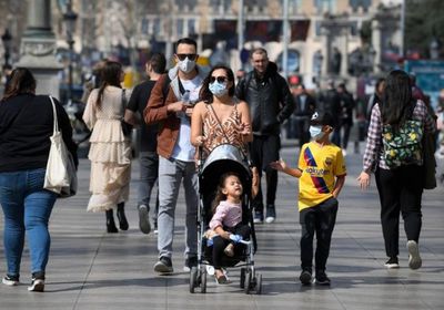 إسبانيا تُسجل وفاة واحدة و332 إصابة جديدة بكورونا