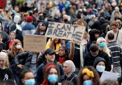 ولاية فيلادلفيا تشهد تظاهرات حاشدة بسبب فلويد