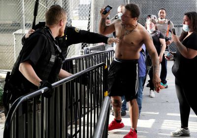 عاجل.. متظاهرون بنيويورك يحاولون عبور جسر مانهاتن