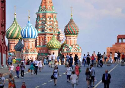 روسيا تستعد لافتتاح الموسم السياحي تدريجيًا