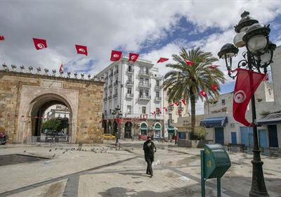  بعد استقرار عدد الإصابات.. تونس تنهي حظر التجول