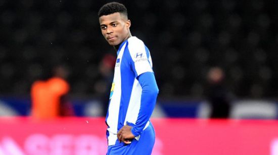 الإصابة تنهي موسم الهولندي ديلروسون مع هيرتا برلين الألماني