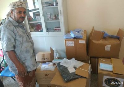 "انتقالي كرش" يوزع مساعدات إماراتية على المراكز الصحية