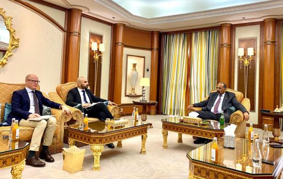 الزُبيدي لمسؤولين أوروبيين: دوركم فاعل في الحل السياسي الشامل