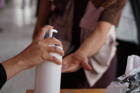 الغذاء العالمي: بقاء اليمنيين بمنازلهم من الأمور المستحيلة