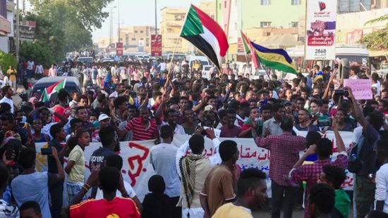 سياسي سعودي: تركيا وقطر والإخوان يُحاولون إبقاء السودان تحت سيطرتهم