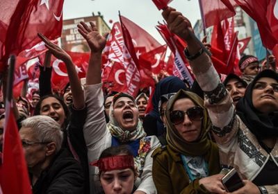 سياسي سعودي عن دعوات التظاهر ضد أردوغان: تركيا تسير نحو الثورة