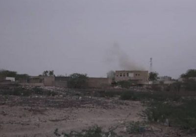 الهاون الحوثي يدمر منزلا في حيس