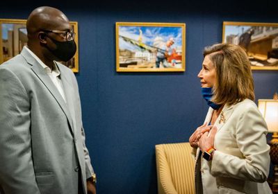 نانسي بيلوسي: شهادة فلويد تركت بصماتها علينا