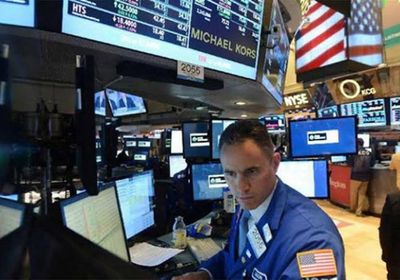  أسهم البورصة الأمريكية تصاب بهبوط حاد .. داو جونز يهبط 2.6%