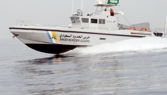 حرس الحدود السعودي ينقذ بحارا يمنيا
