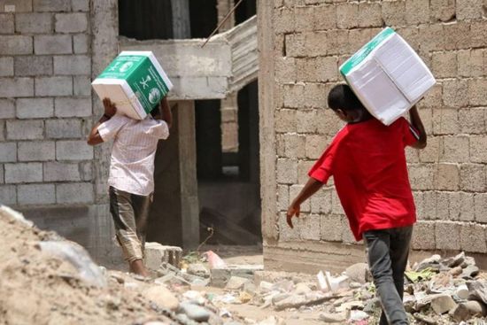 "سلمان للإغاثة" يوزع 48 سلة غذاء في الشيخ عثمان