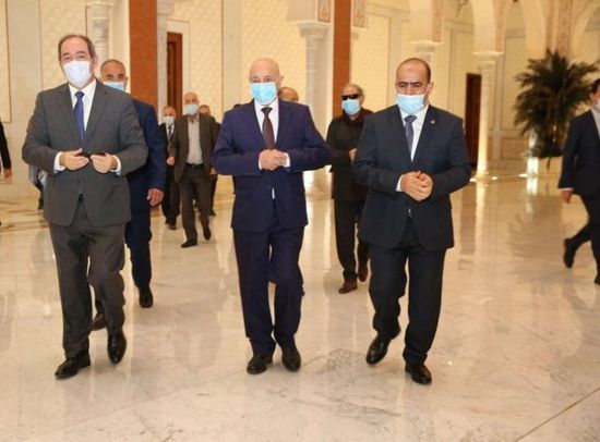 الرئيس الجزائري يستقبل رئيس مجلس النواب الليبي