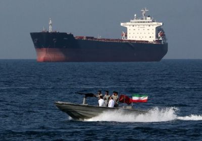 مصادر: إيران خططت لاستهداف سفنًا أمريكية بالخليج الشهر الماضي