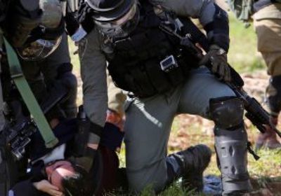 إسرائيل تعتقل ثلاثة شبان فلسطينيين من مناطق مختلفة