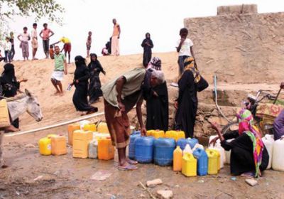 مسؤول أممي: حلول مبتكرة لتوصيل المياه إلى نازحي اليمن