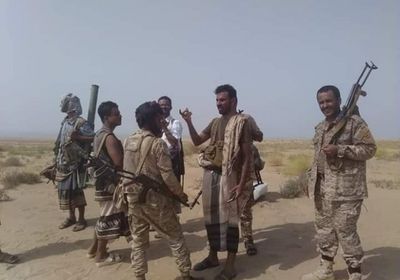 قائد حزام أبين يتفقد الموقف العسكري بجبال سيود