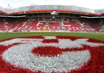 كايزرسلاوترن الألماني يبدأ إجراءات إشهار إفلاسه