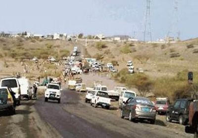 سائقها حاول الهرب.. شاحنة تدهس شابا في تبن