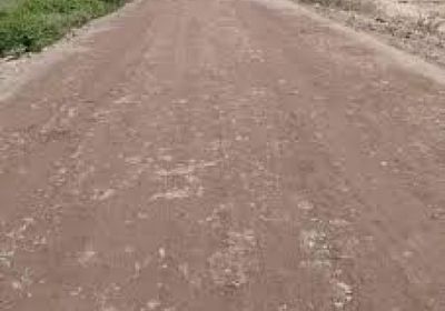 تواصل أعمال إعادة تأهيل طريق القشعة