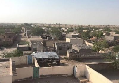 مليشيا الحوثي تُمطر منازل حيس بالقذائف