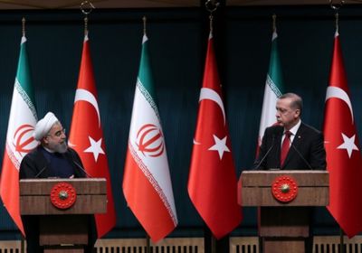 إعلامي يُعلق على أفعال إيران وتركيا في العراق وسوريا وليبيا واليمن