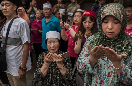 أمريكا تفرض عقوبات على مسؤولين صينيين بسبب انتهاكات ضد مسلمي الإيغور