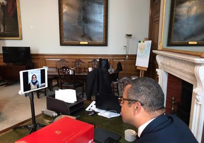 افتراضيًا.. وزير بريطاني يلتقي مسؤولي يونيسف باليمن