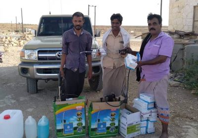 "انتقالي حضرموت" يوفر مستلزمات وقائية للنقاط العسكرية بالأدواس