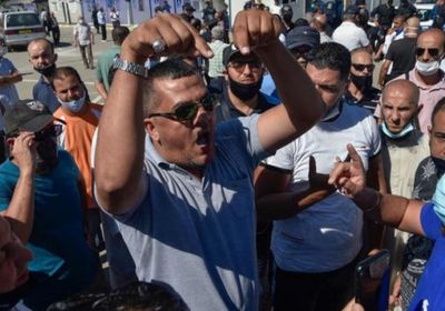 الجزائر تشدد الإجراءات الأمنية على مداخل ومخارج العاصمة بسبب دعوات للتظاهر