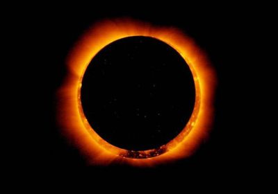 تحذيرات من النظر للشمس خلال ظاهرة الكسوف الأحد المقبل