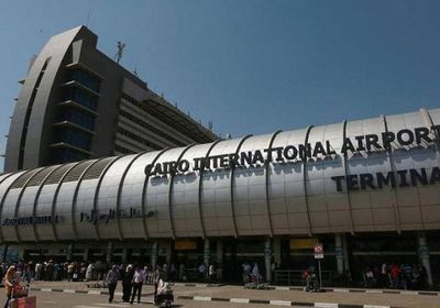 مطار القاهرة يستقبل 13 ألف مصريًا عائدًا من الخارج