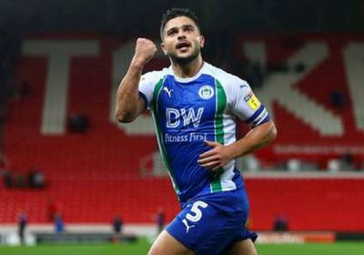 سام مرسي يقود ويجان للفوز على هدرسفيلد بثنائية