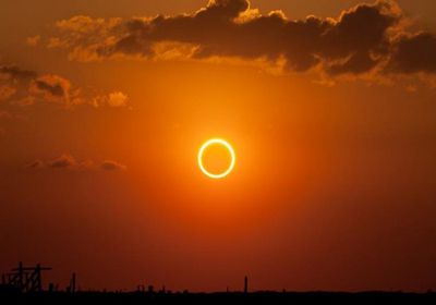 الشؤون الإسلامية بالإمارات تدعو لإقامة صلاة الكسوف بالبيوت