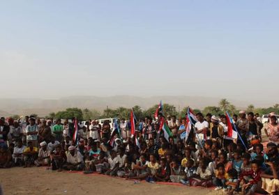 احتفال شعبي في المسيلة بطرد الإخوان من سقطرى