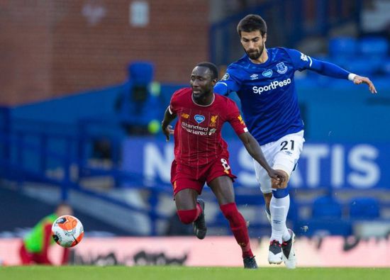 ليفربول يتعادل سلبياً أمام إيفرتون في البريميرليج