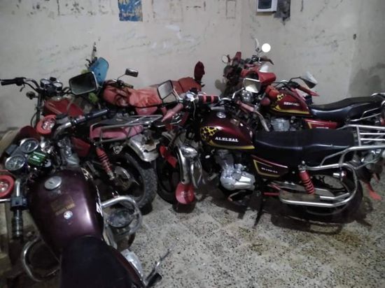 ضبط 10 دراجات نارية مخالفة في زنجبار