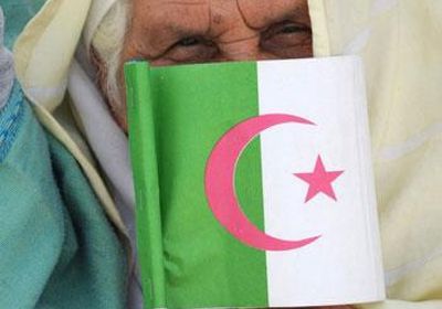 الجزائر تسن قانونًا لتجريم الاستعمار الفرنسي للبلاد