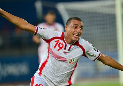 التونسي أحمد العكايشي يصل الدوحة للانضمام إلى فريق الأهلي القطري