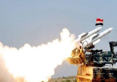  الدفاعات الجوية السورية تتصدى لطائرات مسيرة معادية فوق منطقة جبلة