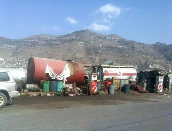 صهاريج الوقود في إب تهدد بتكرار حريق السنينة