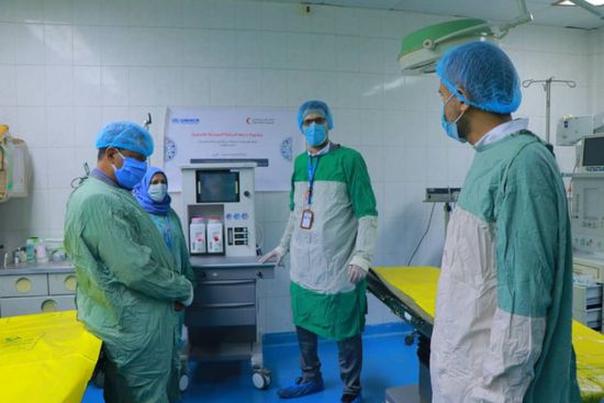 مفوضية اللاجئين: أجهزة تنفس صناعي لمستشفى الثورة بصنعاء