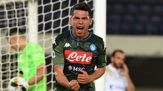 نابولي يقتنص الفوز من هيلاس فيرونا بالدوري الإيطالي