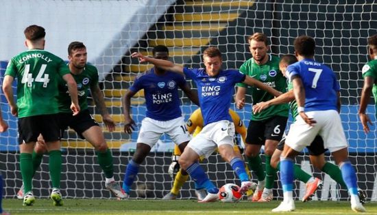 الدوري الإنجليزي.. ليستر سيتي يهدر الفوز الثمين ويتعادل سلبياً مع برايتون