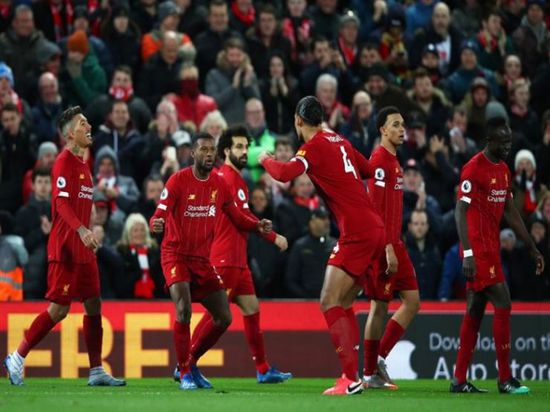 صلاح أساسي أمام كريستال بالاس في الدوري الإنجليزي