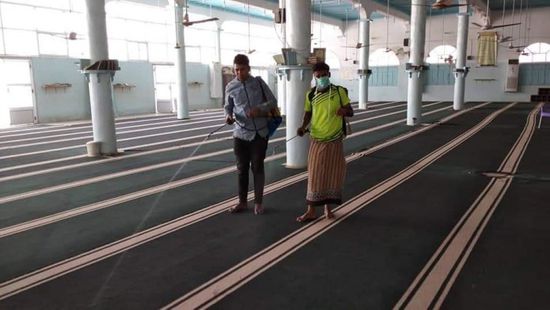 حملة لتعقيم مساجد المكلا