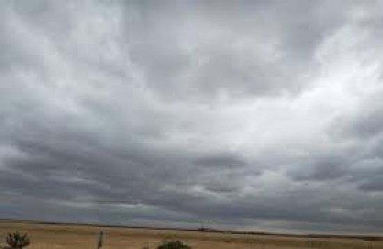 تحذيرات من سحب ركامية وأمطار في وادي حضرموت