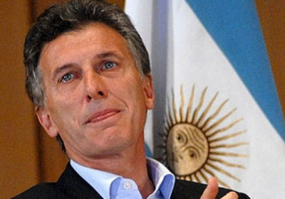 الرئيس الأرجنتيني يحذّر مواطنيه: اعزلوا أنفسكم مجددًا في منازلكم