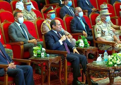 السيسي يُعرب عن فخره وسعادته بالمشروعات القومية المفتتحة اليوم