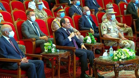 السيسي يُعرب عن فخره وسعادته بالمشروعات القومية المفتتحة اليوم